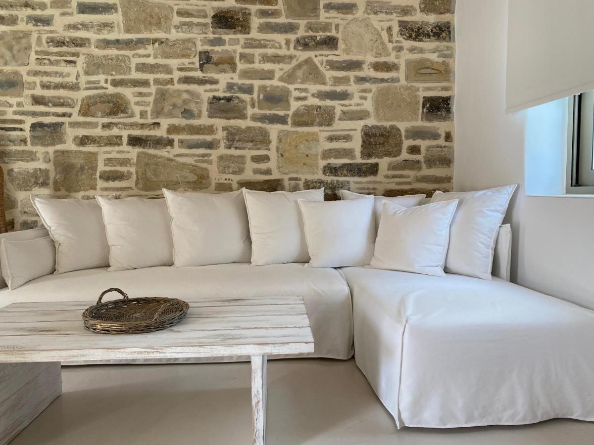 Laini Luxury Suites Pombia المظهر الخارجي الصورة