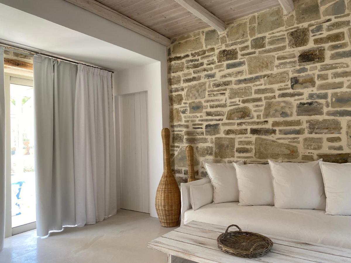 Laini Luxury Suites Pombia المظهر الخارجي الصورة