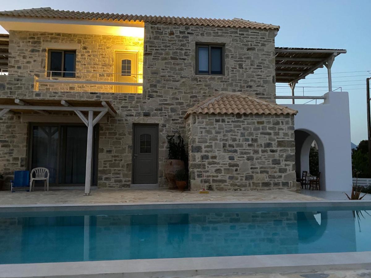 Laini Luxury Suites Pombia المظهر الخارجي الصورة