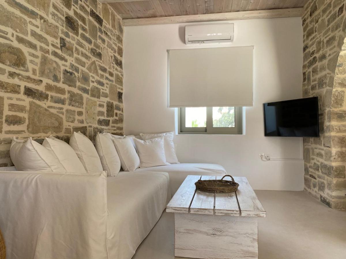 Laini Luxury Suites Pombia المظهر الخارجي الصورة