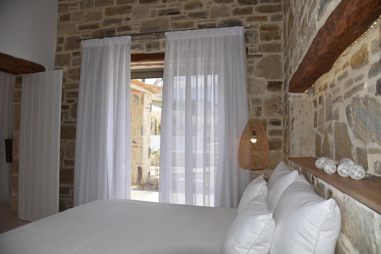 Laini Luxury Suites Pombia المظهر الخارجي الصورة