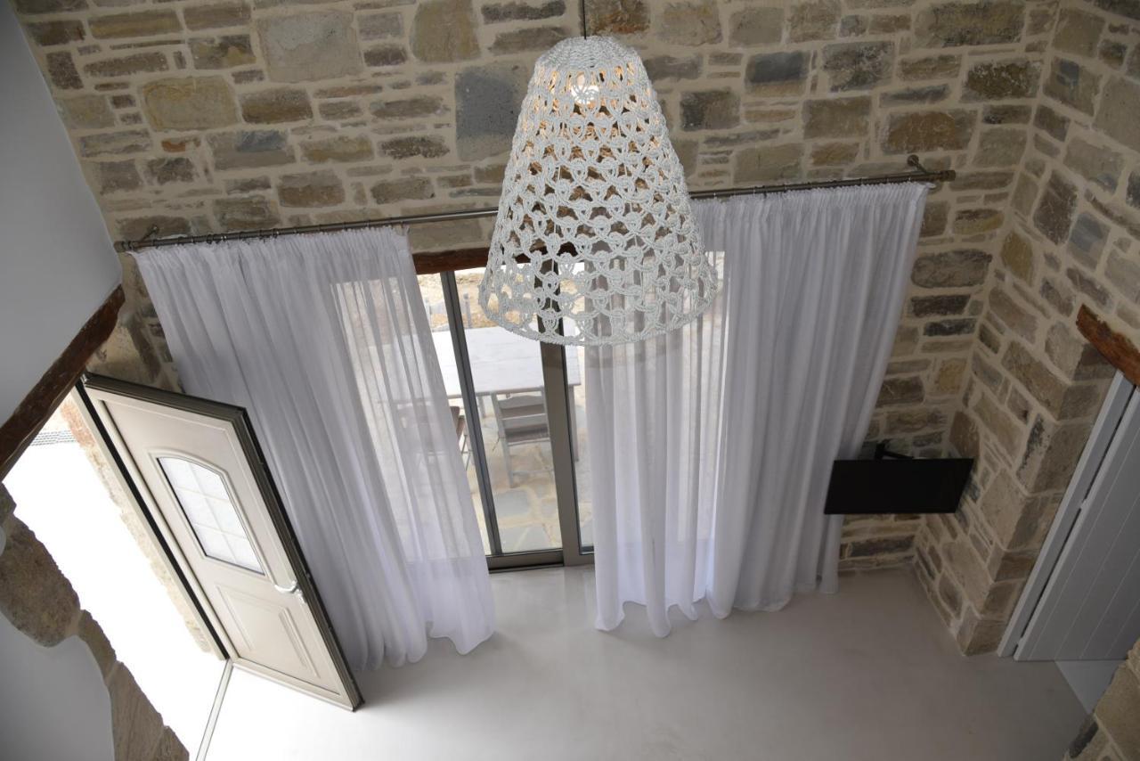 Laini Luxury Suites Pombia المظهر الخارجي الصورة